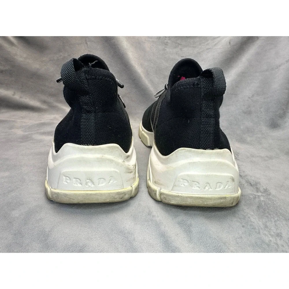 Prada Athletic Nylon Running Sneakers Women US 5 EU 35 Black And Pink